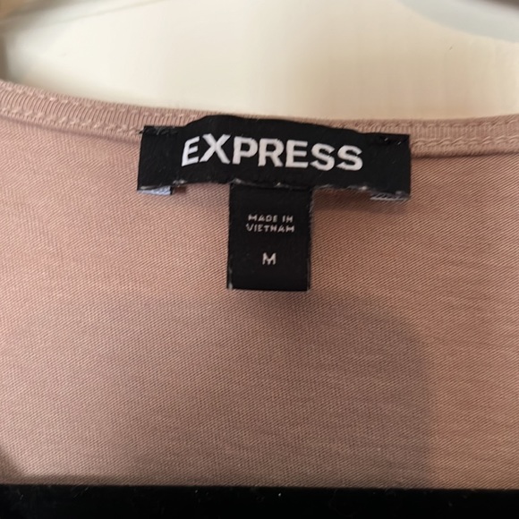 Tan dress with shoulder pads - Picture 3 of 6